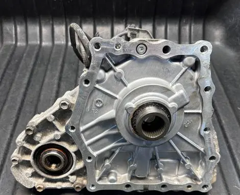 Infiniti FX Gearbox transfer box case 1BU0A 1684708