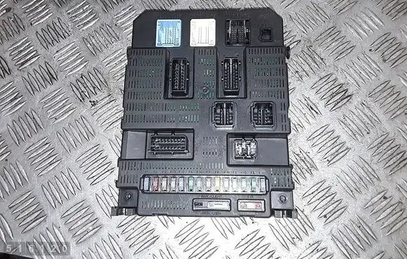 Citroen C8 Fuse module 9659285580 bsi2004p08