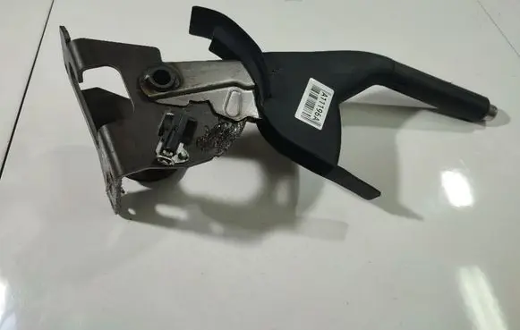 Mazda 3 I Handbrake/parking brake lever assembly 