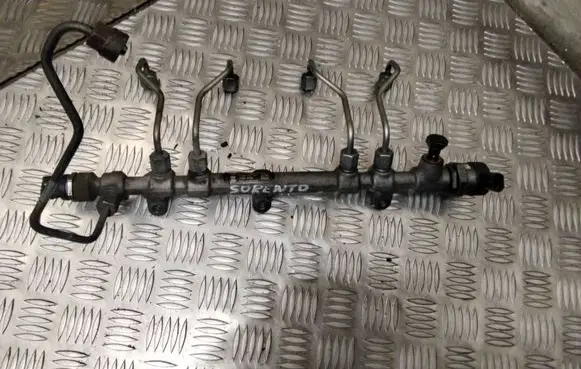 KIA Sorento Fuel main line pipe 314002F000