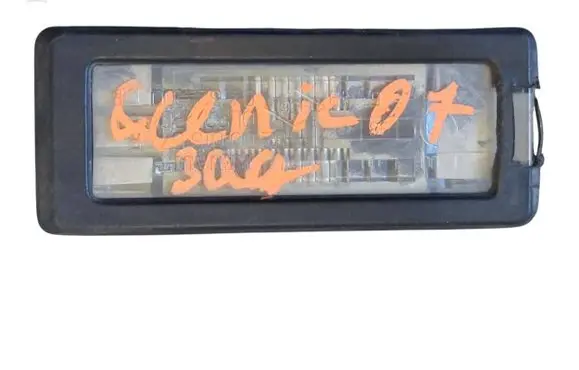 Renault Scenic II - Grand scenic II Number plate light 8200013577F 04624001B