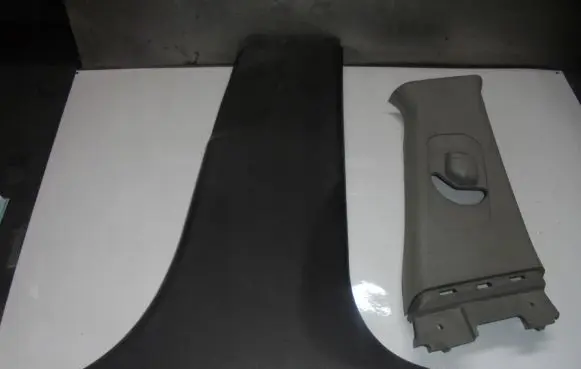 (B) pillar trim (top)