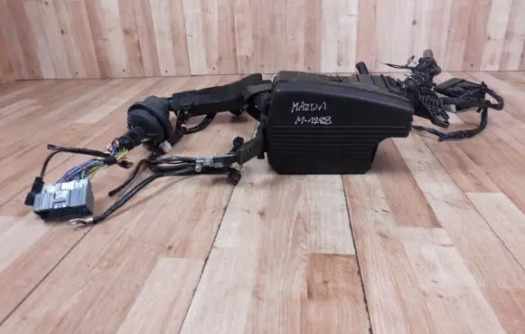 Mazda CX-5 Fuse box set G46C675X0