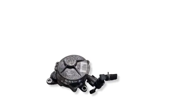 Nissan Qashqai Vacuum pump 472458A A080607