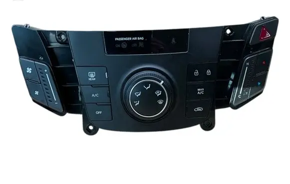Hyundai i40 Climate control unit 972503ZRC0 C200345210A 1306141502