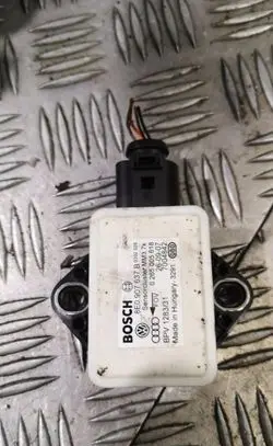 Audi A6 S6 C6 4F ESP acceleration yaw rate sensor 8e0907637b