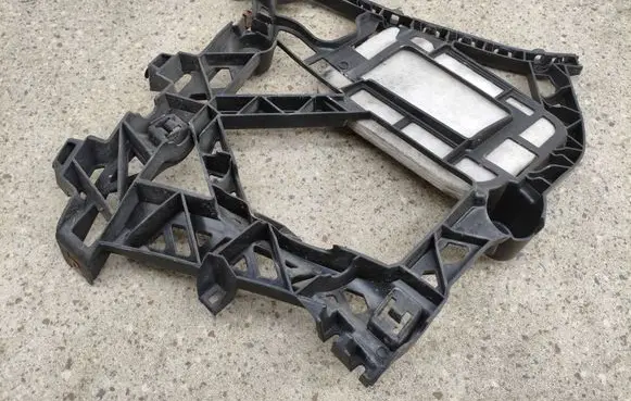 Mercedes-Benz GL X166 Bumper support mounting bracket corner A1668850121