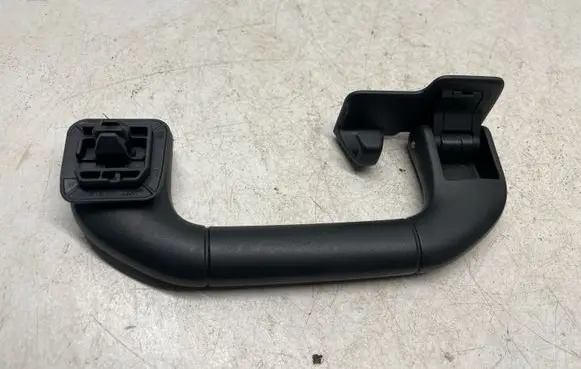 Mercedes-Benz C W204 Rear interior roof grab handle A2048100151
