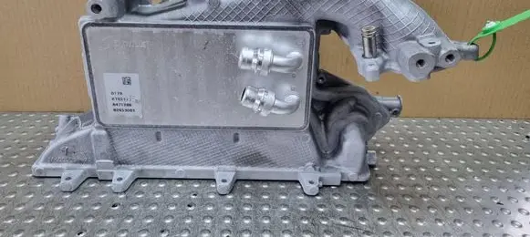 Volkswagen Golf VIII Intake manifold 05L129766Q
