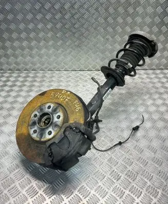 BMW 2 F46 Front wheel hub spindle knuckle 6876646 6887334