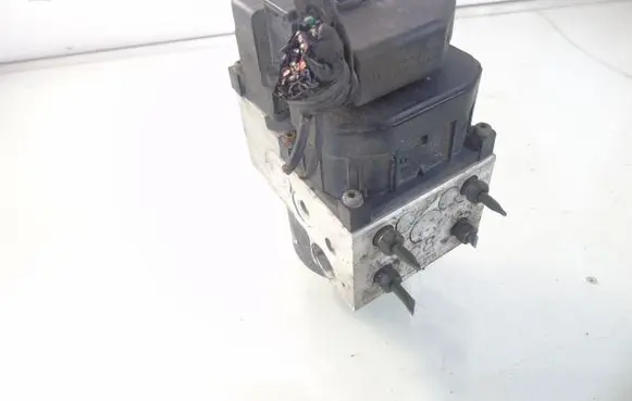 Subaru Forester SF ABS Pump 27531FC010