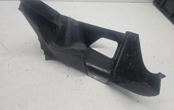 Jaguar XF X250 Intercooler air guide/duct channel 8X2354016A50BD