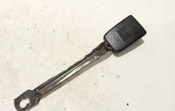 Audi A6 S6 C4 4A Front seatbelt buckle 4a0857755e