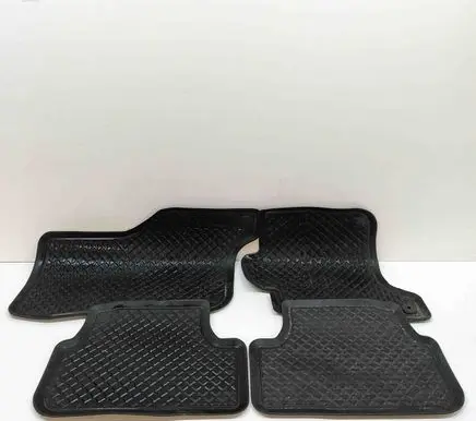 Volkswagen Golf VII Car floor mat set 5GE061500C 5GE061500B