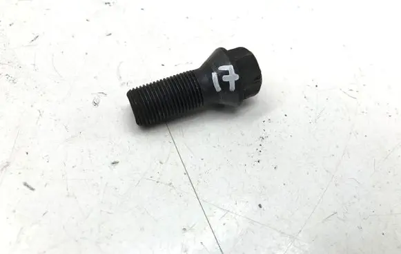 BMW 2 Active Tourer U06 Nuts/bolts 6890324