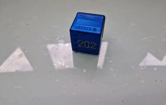 Audi A6 S6 C5 4B Other relay 899587