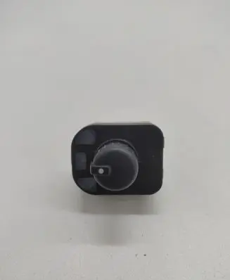 Audi A4 S4 B7 8E 8H Wing mirror switch 8E0959565