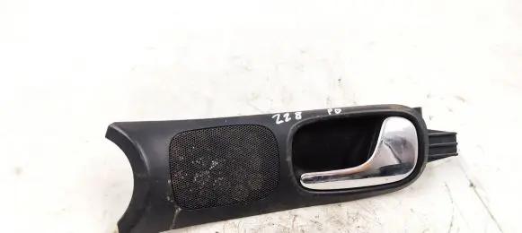 Audi A4 S4 B5 8D Front door interior handle 8D0837020