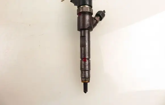 Fuel injector