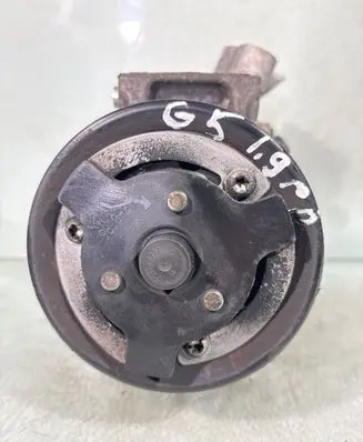 Volkswagen Golf V Air conditioning (A/C) compressor (pump) 1k08208590