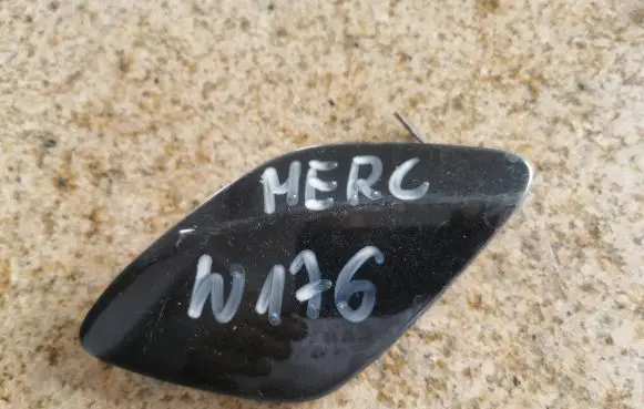 Mercedes-Benz A W176 Front tow hook cap/cover A1768850122