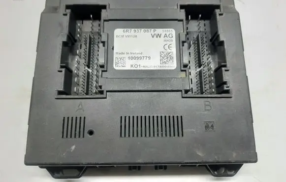 Skoda Fabia Mk2 (5J) Comfort/convenience module 6R7937087P