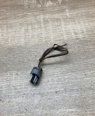 BMW 5 E39 Plug wire 985324 9670781