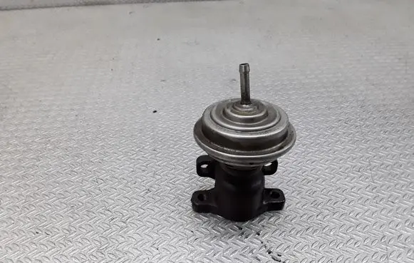 Audi A6 S6 C5 4B EGR valve 028131501E