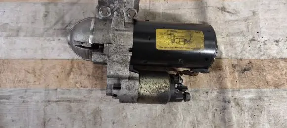 BMW 5 F10 F11 Starter motor 8506657 0001148010