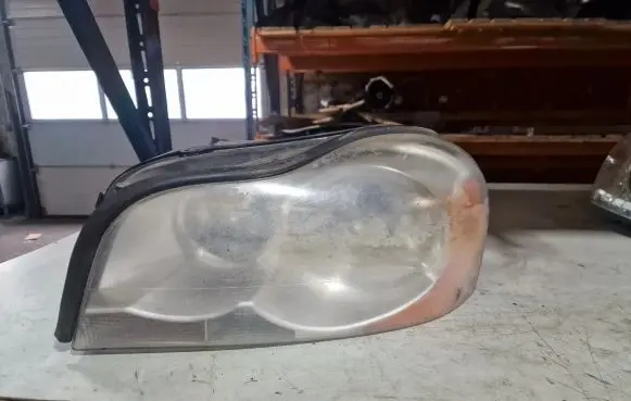 Volvo XC90 Headlight/headlamp 30698815