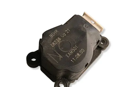 Mercedes-Benz S W220 Air flap motor/actuator 38236UA21 EAM501