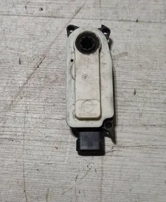 Opel Corsa F Radiator active air flap actuator 9818171680 5877R1001A 22216P60431