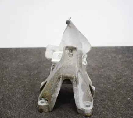 Audi A4 S4 B8 8K Engine mounting bracket 8K0199307BJ