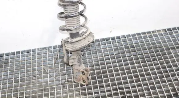 Hyundai i40 Front shock absorber/damper