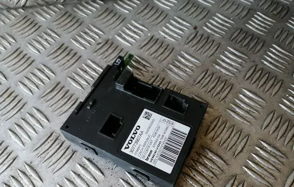 Volvo V50 Door control unit/module 30773907AA