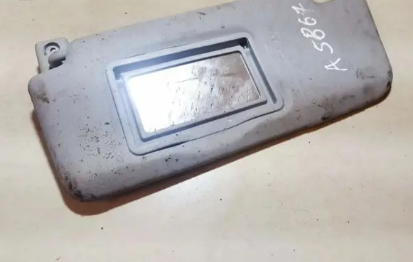 Sun visor