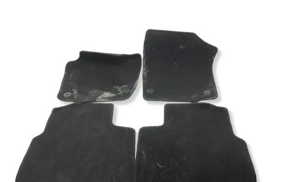 Skoda Rapid (NH) Car floor mat set 5JB863011E