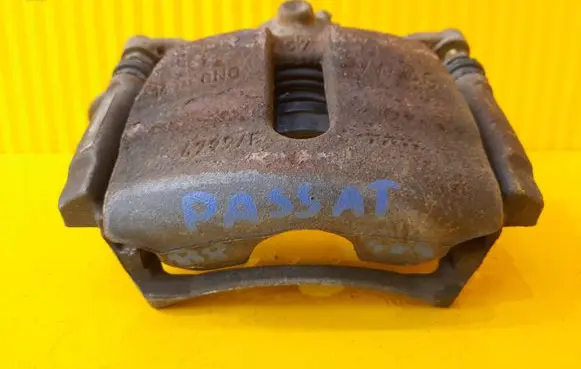Volkswagen PASSAT B8 Front brake caliper