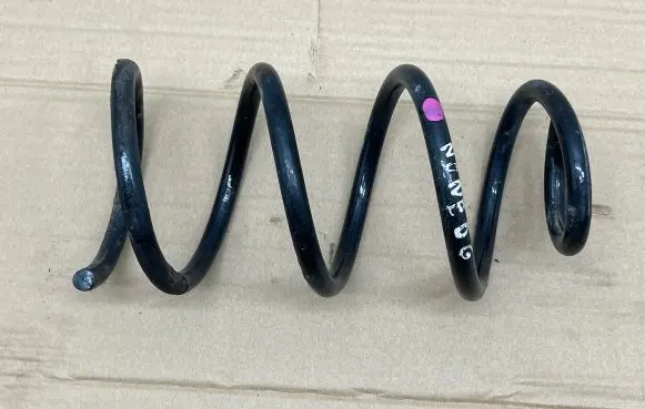 Nissan Note (E12) Rear coil spring