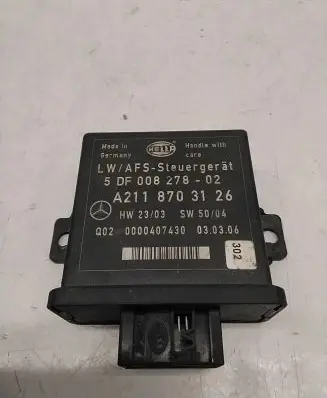 Mercedes-Benz E W211 Light module LCM 5DF00827802