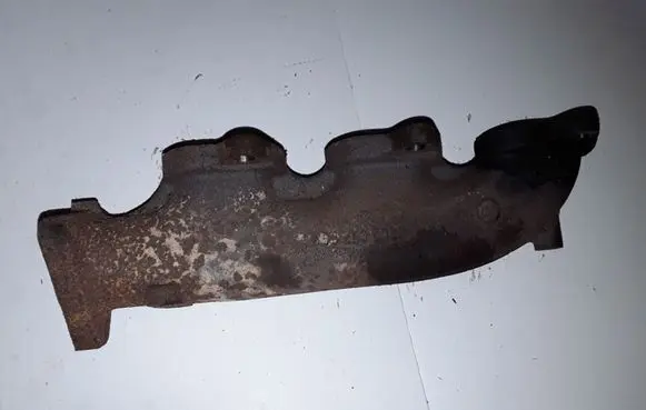 Audi A6 S6 C6 4F Exhaust manifold 059253033P