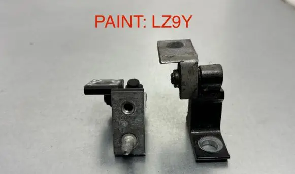 Audi A6 S6 C7 4G Rear door lower hinge 4G0831401A