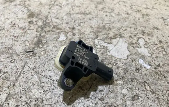 Audi A6 S6 C7 4G Airbag deployment crash/impact sensor 4H0955557 140604 5935RB4