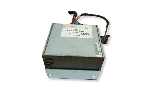 Audi A4 S4 B5 8D Sound amplifier 8E9035223 B66316