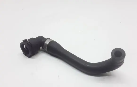 BMW 1 E81 E87 Engine coolant pipe/hose 110068T