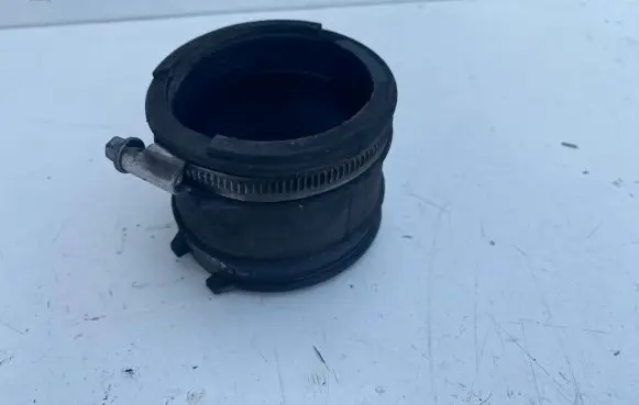 Intercooler hose/pipe