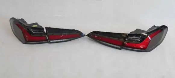 BMW 2 Active Tourer U06 Rear/tail lights set 8494360