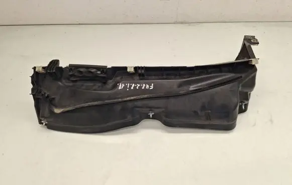 BMW X1 F48 F49 Other engine bay part 7290714