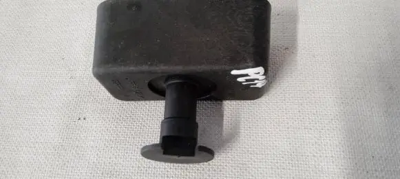 Mercedes-Benz E W211 Jacking socket point 0029973286