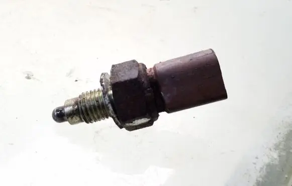 Volkswagen Golf V Reversing light switch sensor 02T945415D